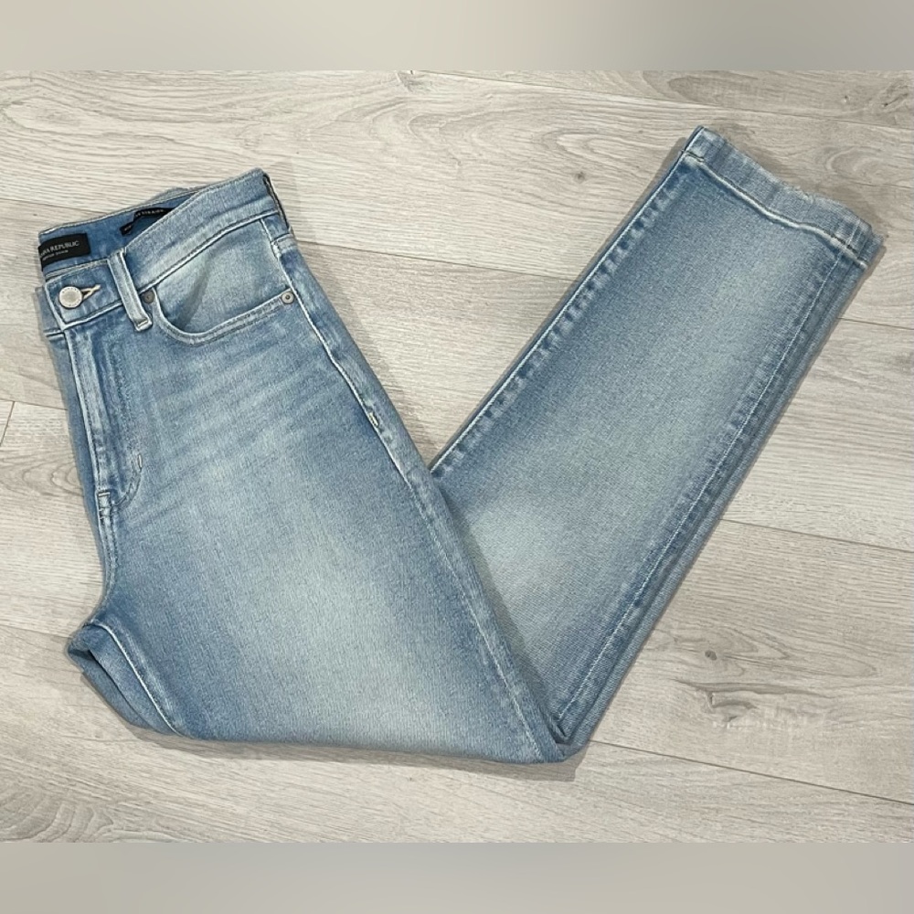 BANANA REPUBLIC PREMIUM DENIM Straight Jeans, Size 25